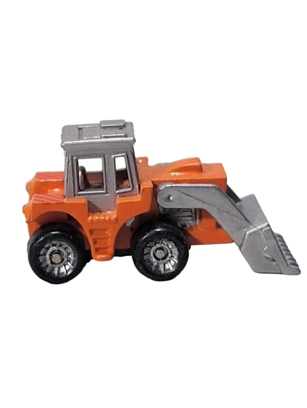 VINTAGE 1987 GALOOB MICRO MACHINES CONSTRUCTION FRONT LOADER ORANGE W/ SILVER
